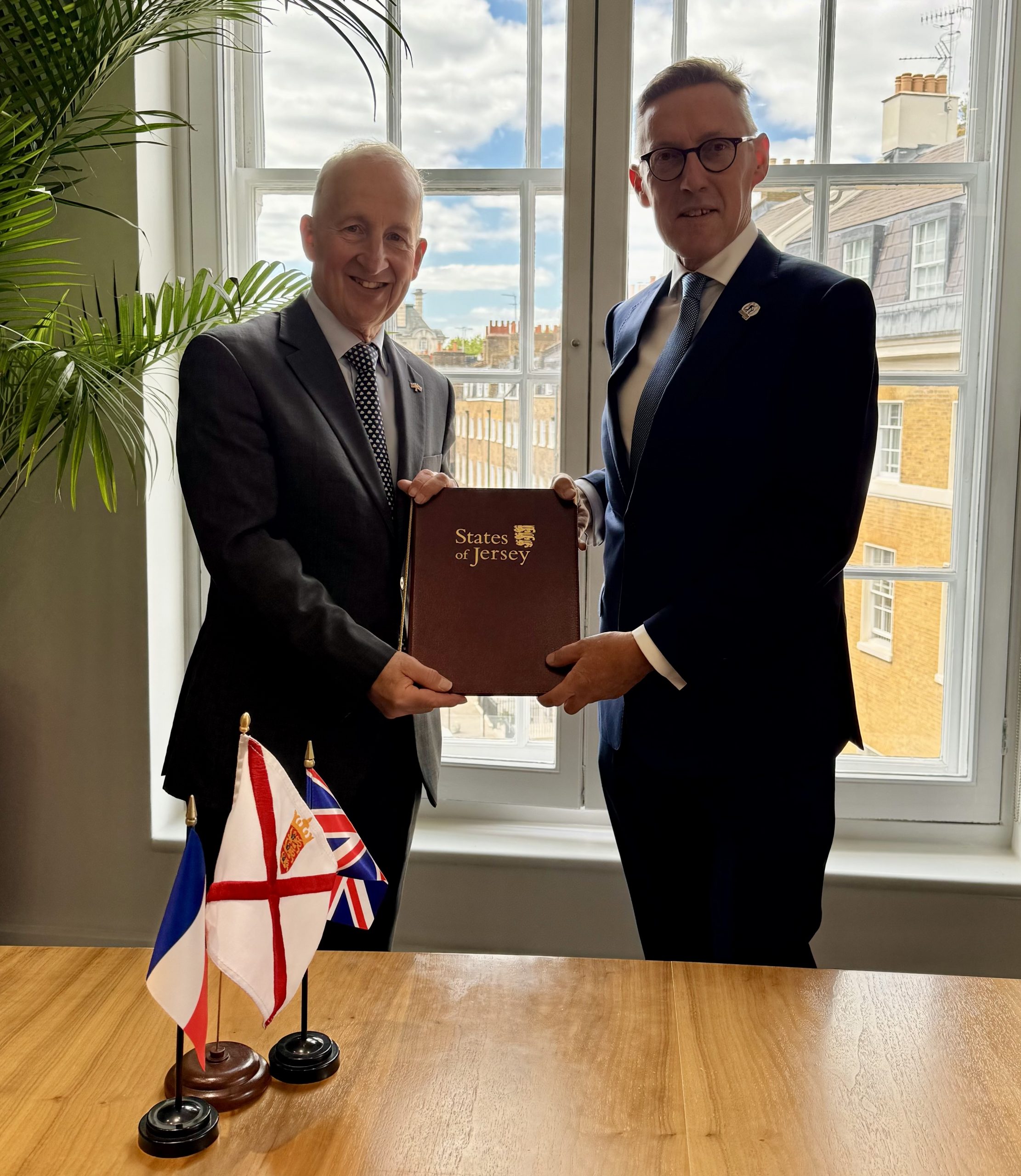 Partnership with the Government of Jersey / Partenariat avec le gouvernement de Jersey